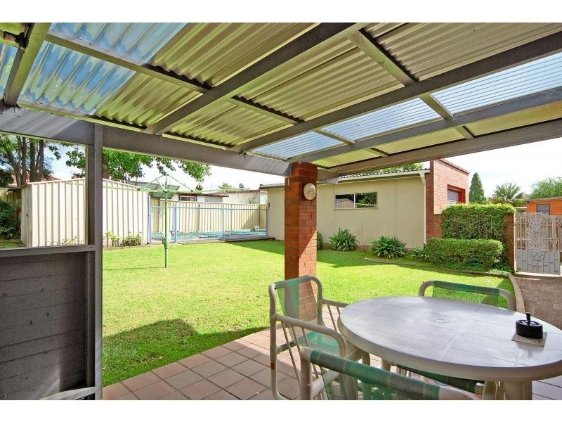 5 Hockey Street, Nowra NSW 2541