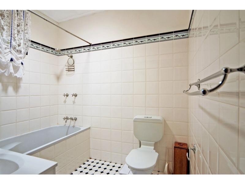 47 Page Avenue, North Nowra NSW 2541