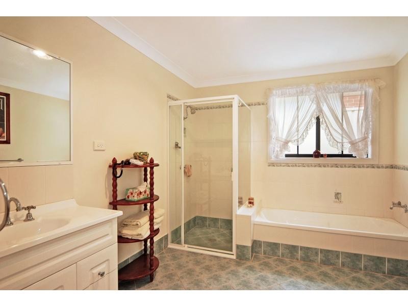 21 Mountain Ash Place, Worrigee NSW 2540