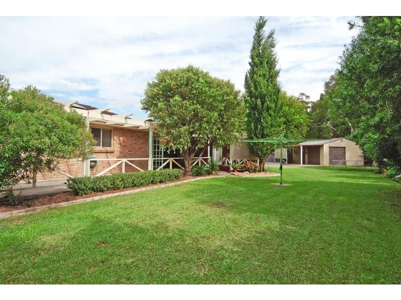 6 Princeton Place, Bomaderry NSW 2541