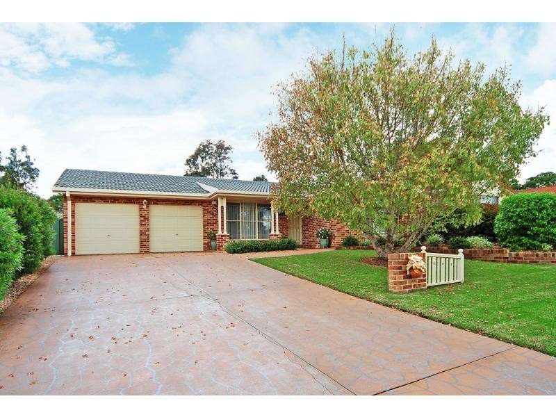 5 Mountain Ash Place, Worrigee NSW 2540