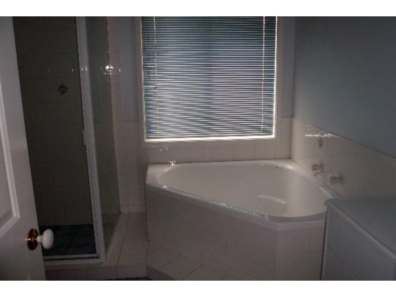 26 Blue Gum Way, North Nowra NSW 2541