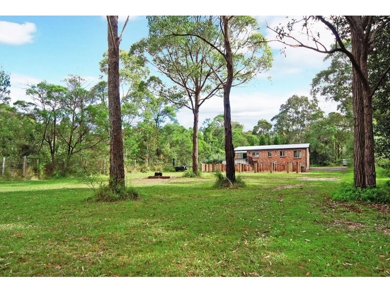 51 Mcarthur Drive, Falls Creek NSW 2540