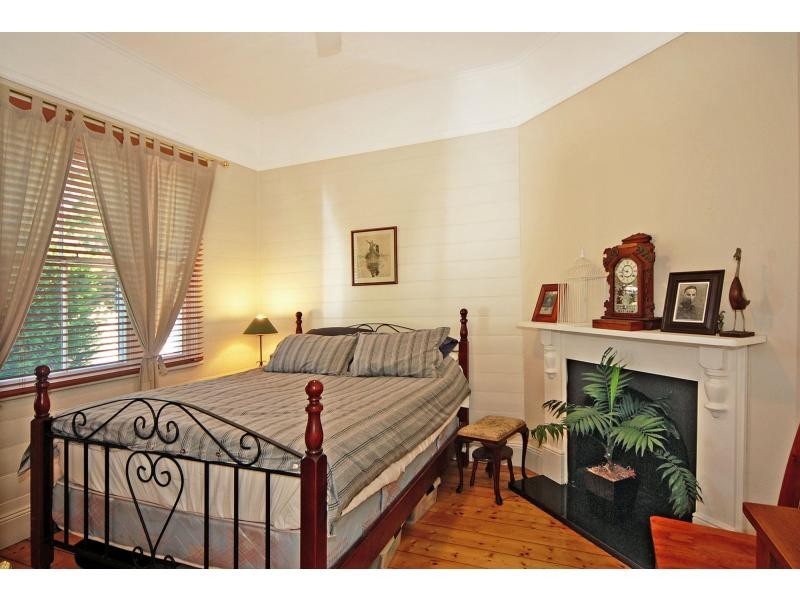 5 Junction Street, Nowra NSW 2541