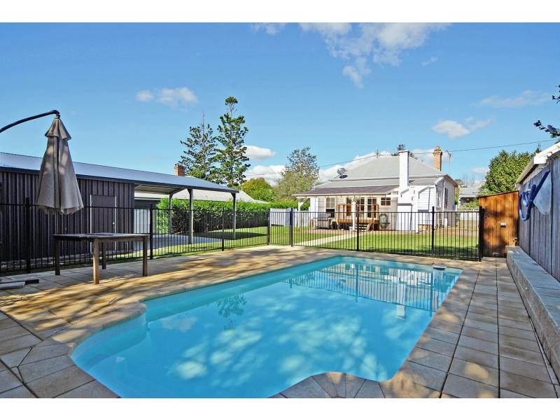 5 Junction Street, Nowra NSW 2541