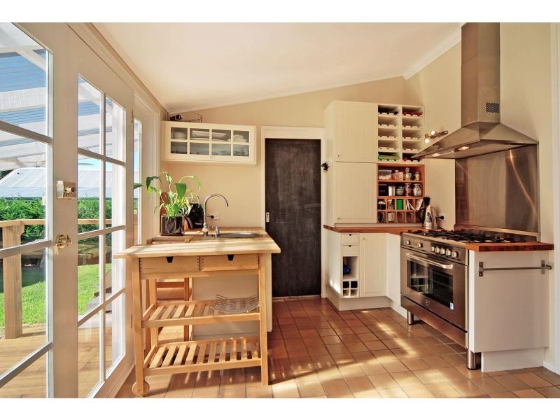 5 Junction Street, Nowra NSW 2541