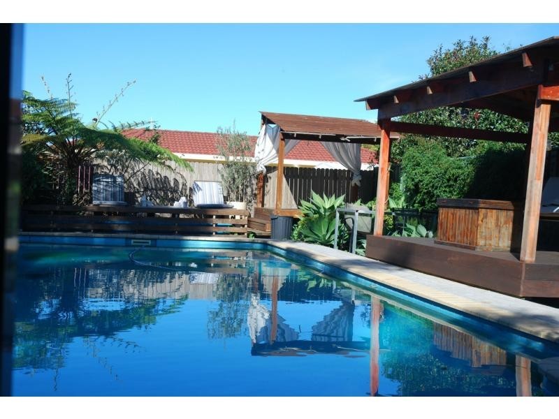 6 Elia Avenue, Nowra NSW 2541