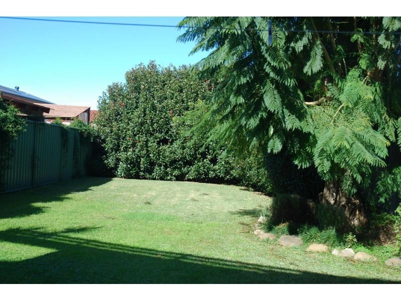 6 Elia Avenue, Nowra NSW 2541