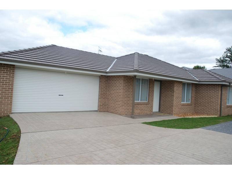 1/123c Meroo Road, Bomaderry NSW 2541
