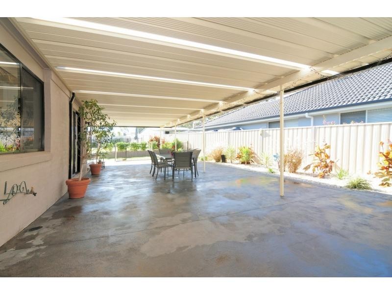 8 Regelia Parade, Worrigee NSW 2540
