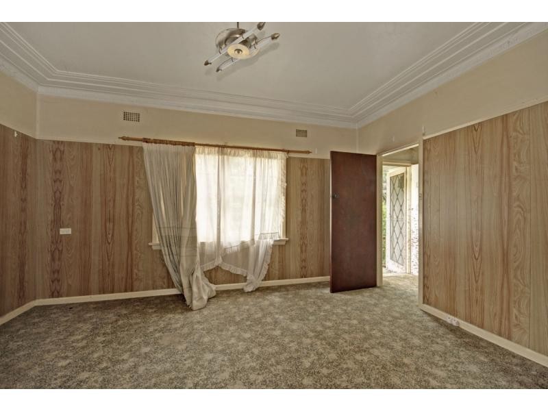 70 East Street, Nowra NSW 2541