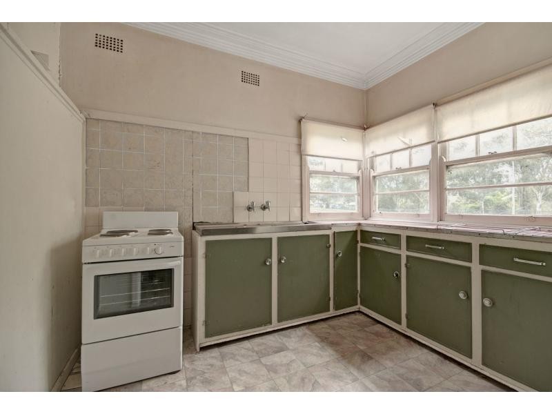 70 East Street, Nowra NSW 2541