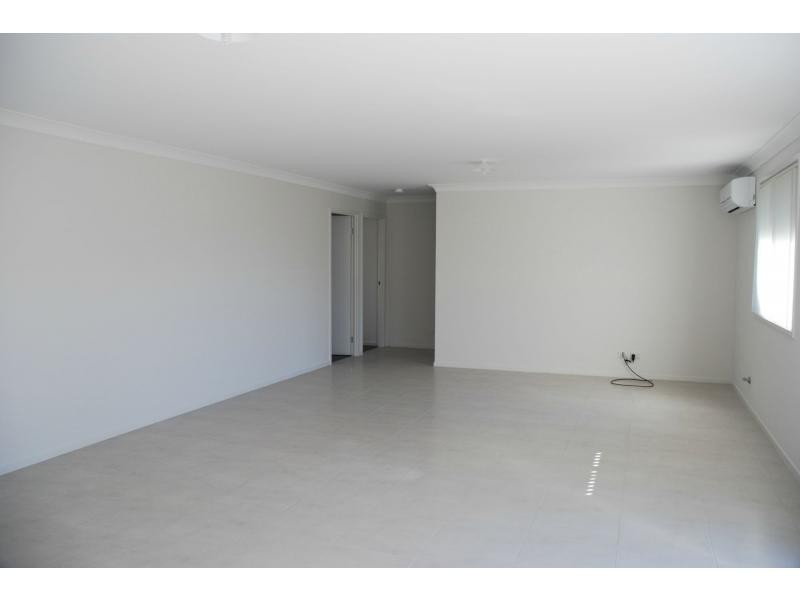 8 Terralla Grove, South Nowra NSW 2541