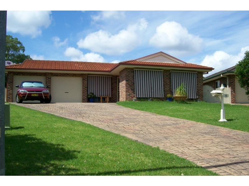 5 Hamilton Place, Bomaderry NSW 2541