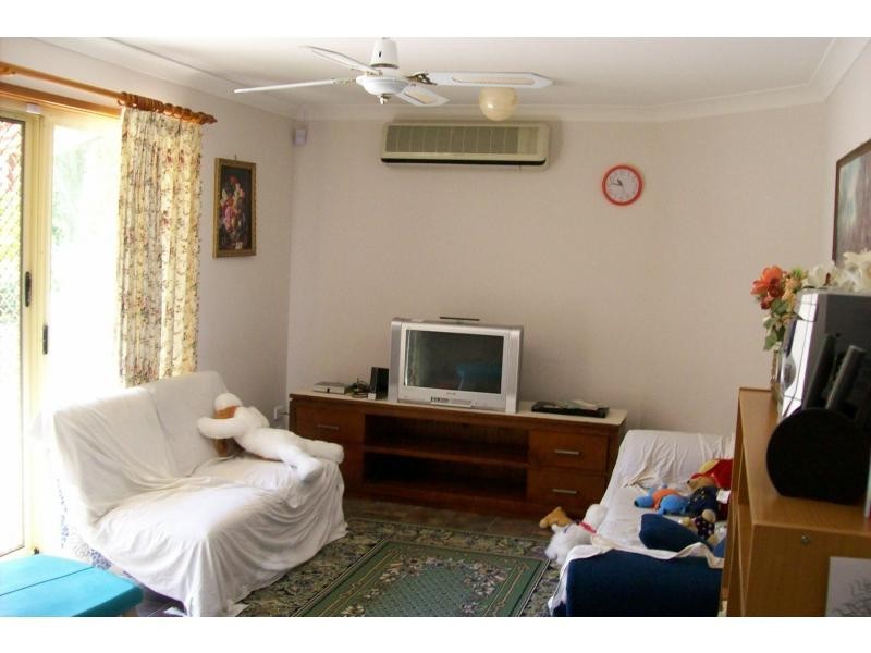 5 Hamiton Place, Bomaderry NSW 2541