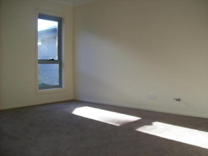 6/8 Mckinnon Street, Nowra NSW 2541