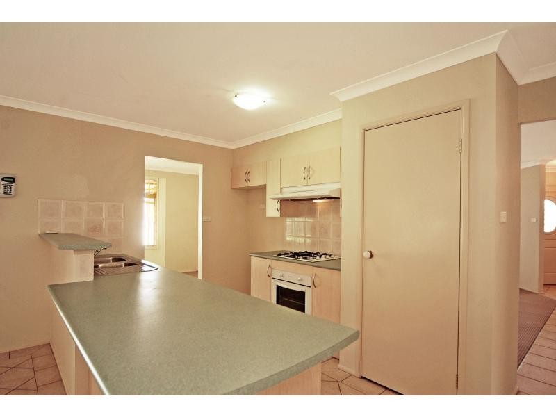 79 Burradoo Crescent, Nowra NSW 2541
