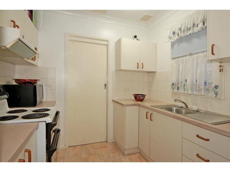 15 Wondalga Crescent, Nowra NSW 2541