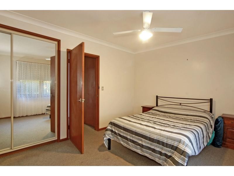 15 Wondalga Crescent, Nowra NSW 2541