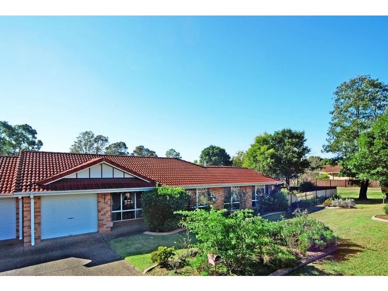 2/110 Lyndhurst Drive, Bomaderry NSW 2541