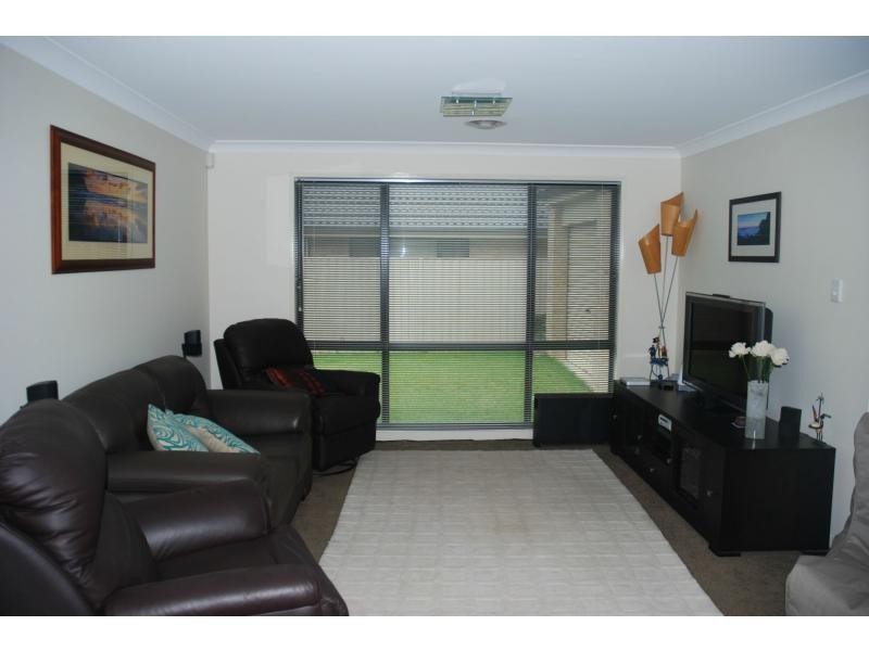 5 Whitewood Street, Worrigee NSW 2540