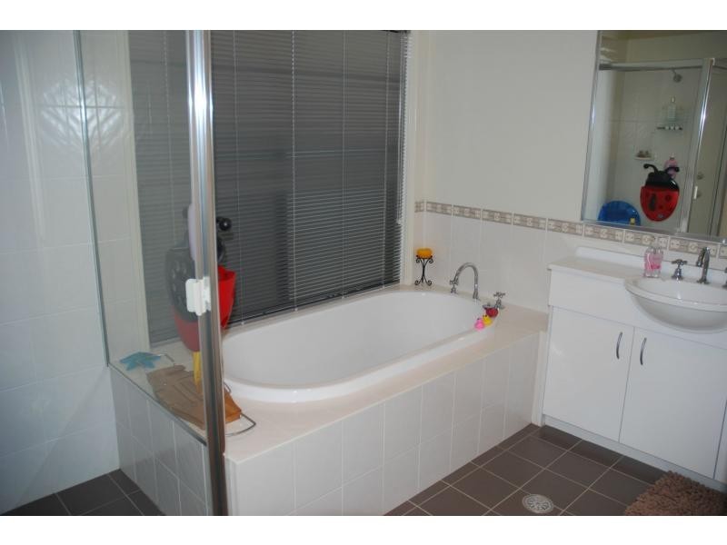 5 Whitewood Street, Worrigee NSW 2540