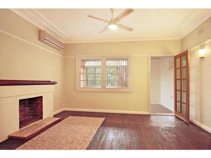 21 Bunberra Street, Bomaderry NSW 2541
