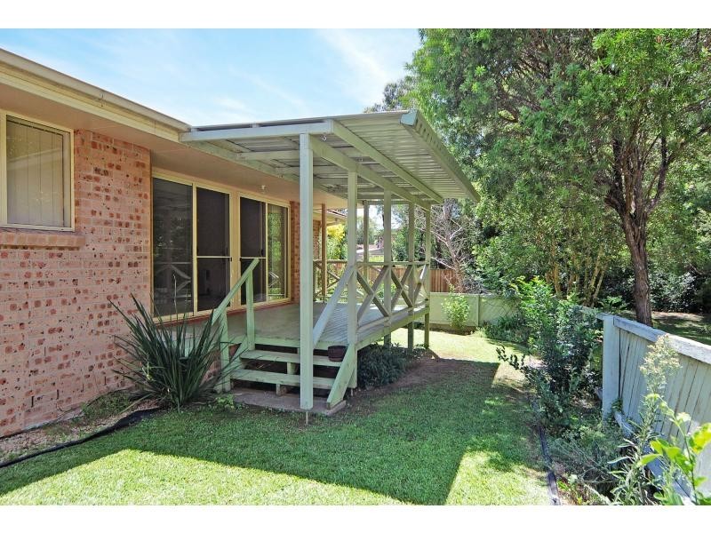 2/8a Rendal Avenue, North Nowra NSW 2541