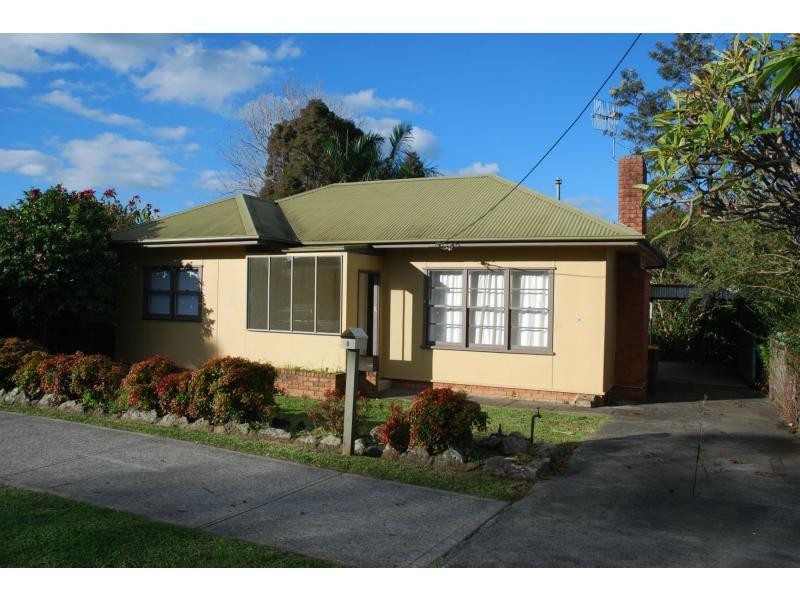8 Journal Street, Nowra NSW 2541