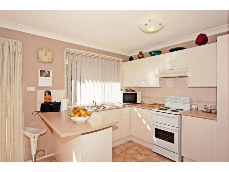 6/67 Brinawarr Street, Bomaderry NSW 2541