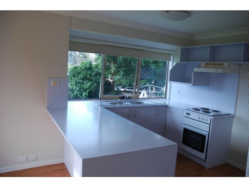 9/33 Lynburn Avenue, Bomaderry NSW 2541