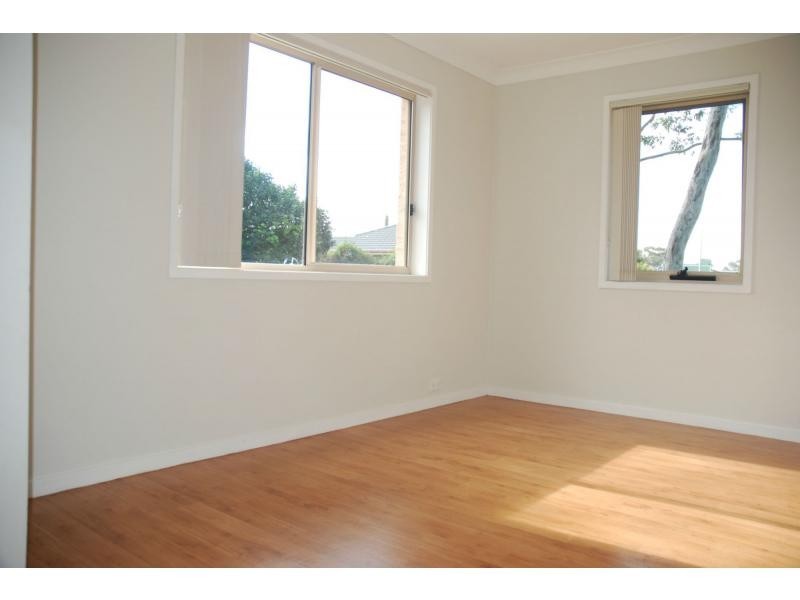 9/33 Lynburn Avenue, Bomaderry NSW 2541