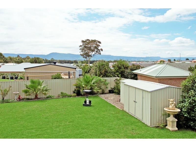 8 Carrington Park Drive, Nowra NSW 2541