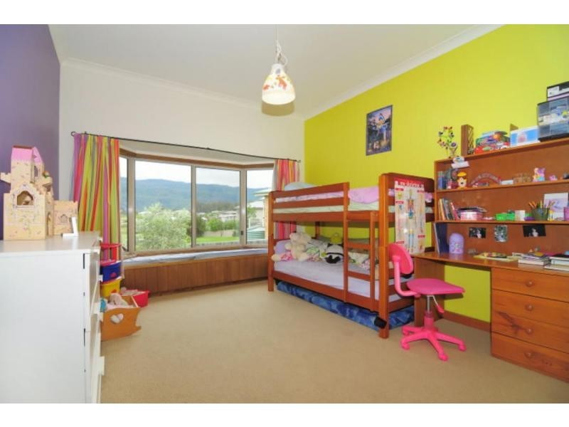 2 Lebene Grove, Cambewarra NSW 2540