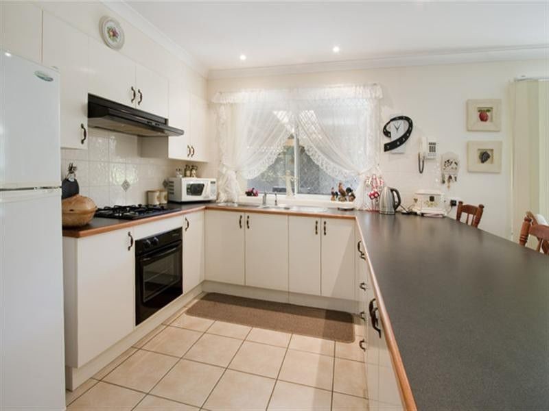 71 Burradoo Crescent, Nowra NSW 2541