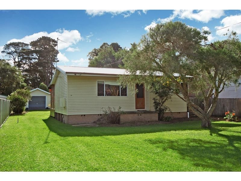 23 Comerong Street, Greenwell Point NSW 2540