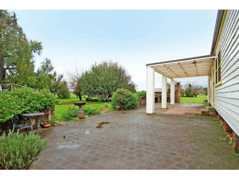 80 Lamonds Lane, Meroo Meadow NSW 2540