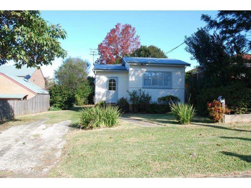 48 Douglas Street, Nowra NSW 2541