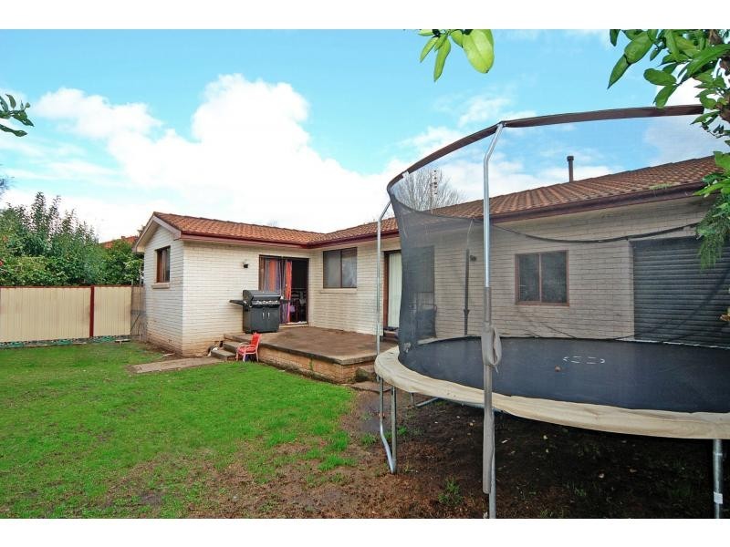 6 Lyrebird Drive, Nowra NSW 2541