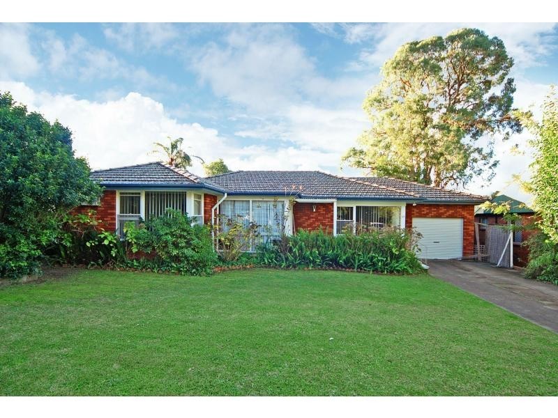 17 Huxley Street, Nowra NSW 2541