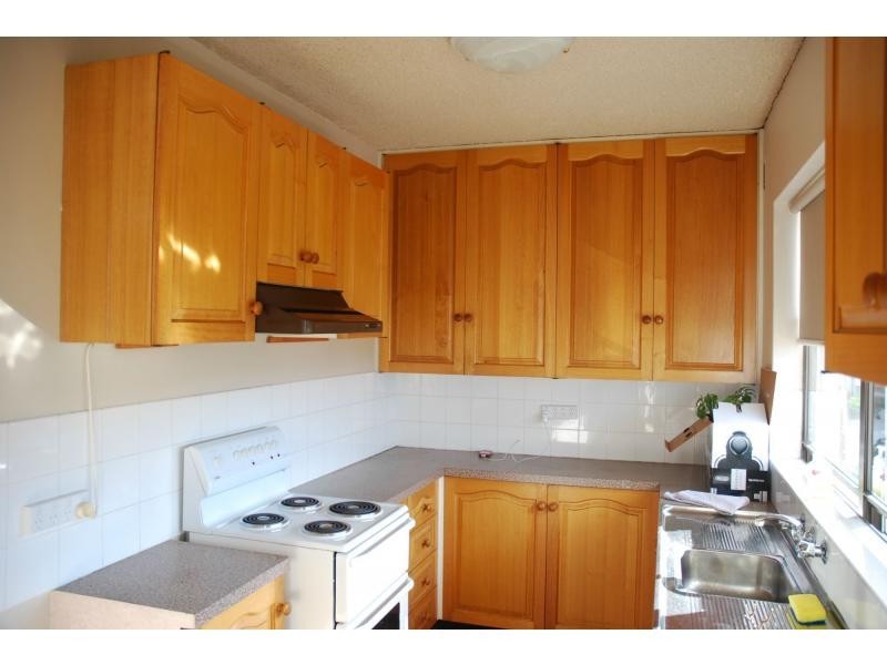 Unit 2/6 Burr Avenue, Nowra NSW 2541