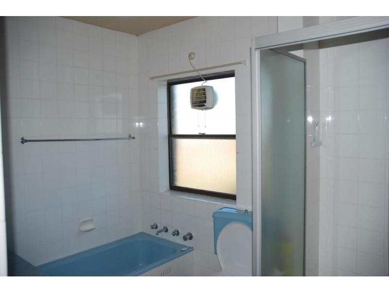 Unit 2/6 Burr Avenue, Nowra NSW 2541