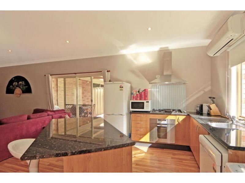 35b Moresbsy Street, Nowra NSW 2541