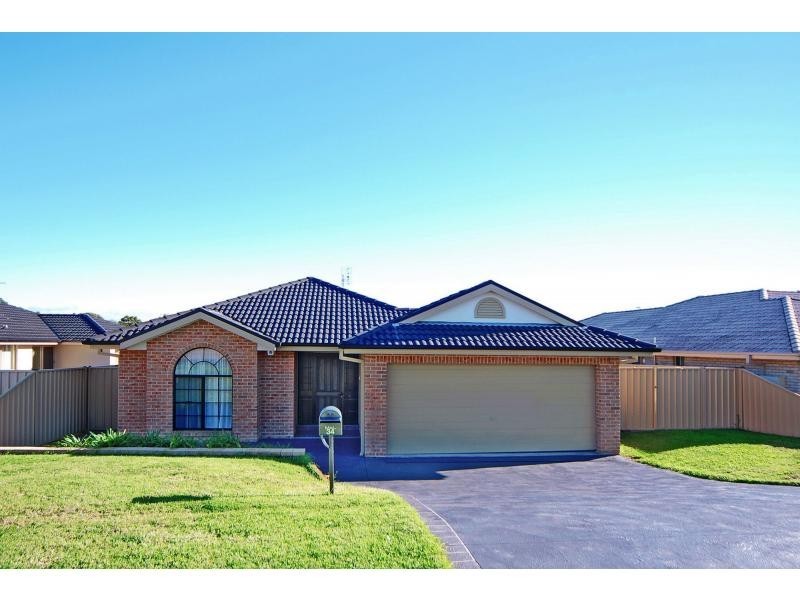 34 Carrington Park Drive, Nowra NSW 2541