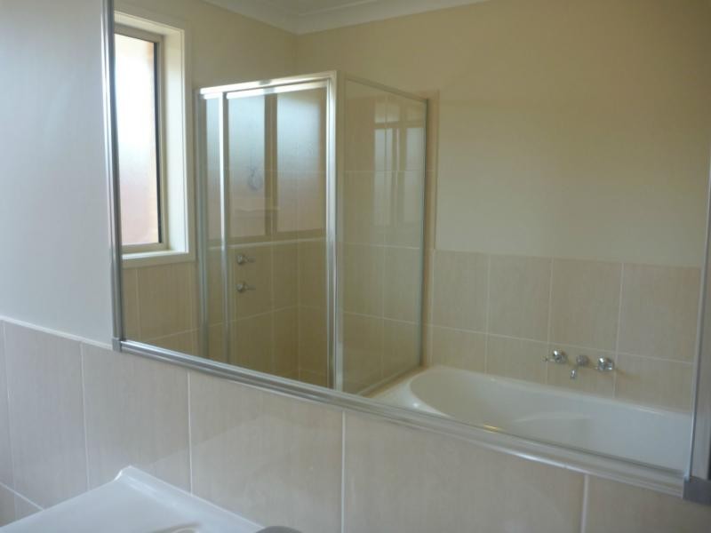 Villa 2/2 Plato Crescent, Worrigee NSW 2540