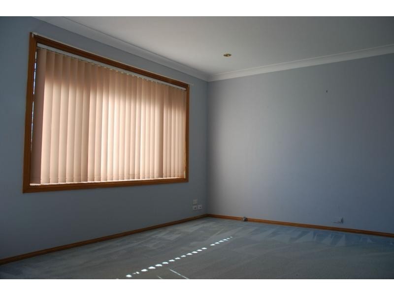 6 Maybush Way, West Nowra NSW 2541