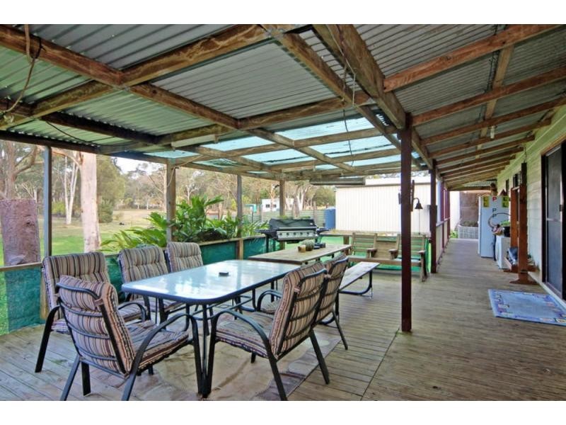 D1039 Princes Highway, Falls Creek NSW 2540