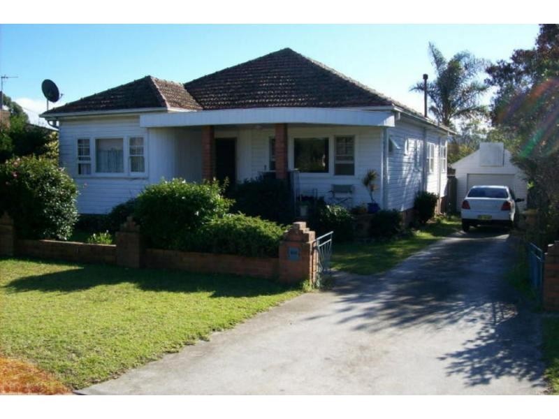 131 Plunkett Street, Nowra NSW 2541