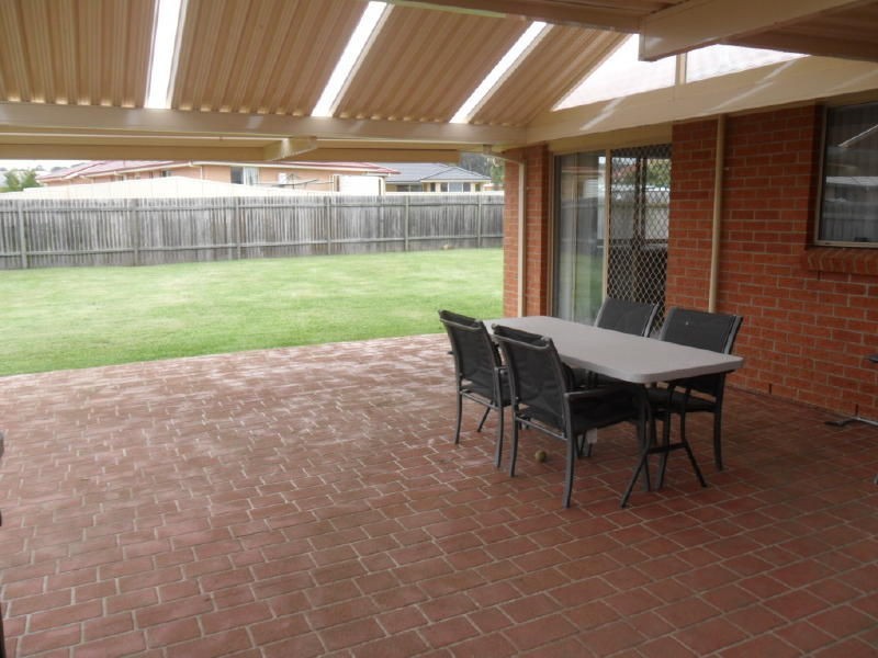 6 Eucalyptus Avenue, Worrigee NSW 2540