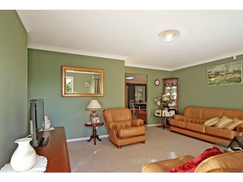 18 Jaycee Avenue, Nowra NSW 2541